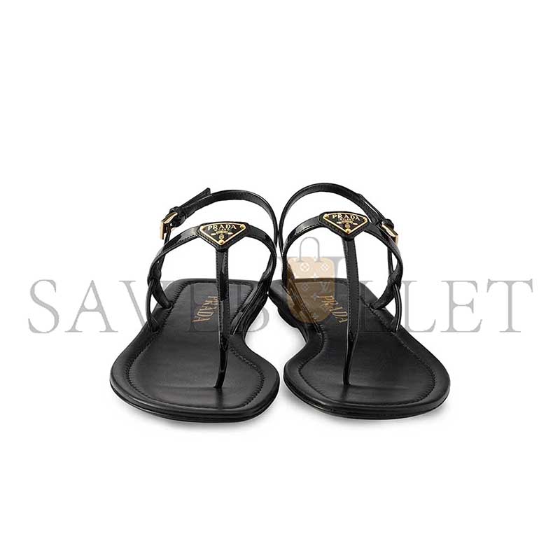 PRADA PATENT LEATHER THONG SANDALS 